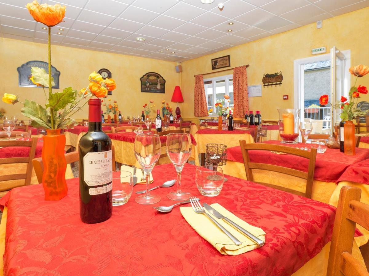Hotel Logis Auberge De L'Isard Сен-Лари Екстериор снимка